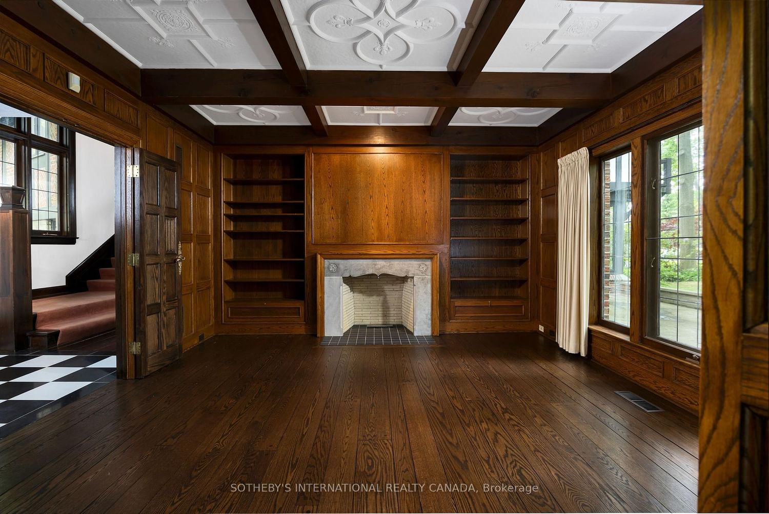 38 Edenbrook Hill • Toronto, ON photo 7