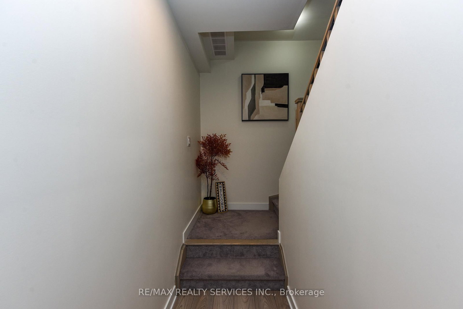 3476 Widdicombe Mississauga,ON L5L 0B8 — Photo 28