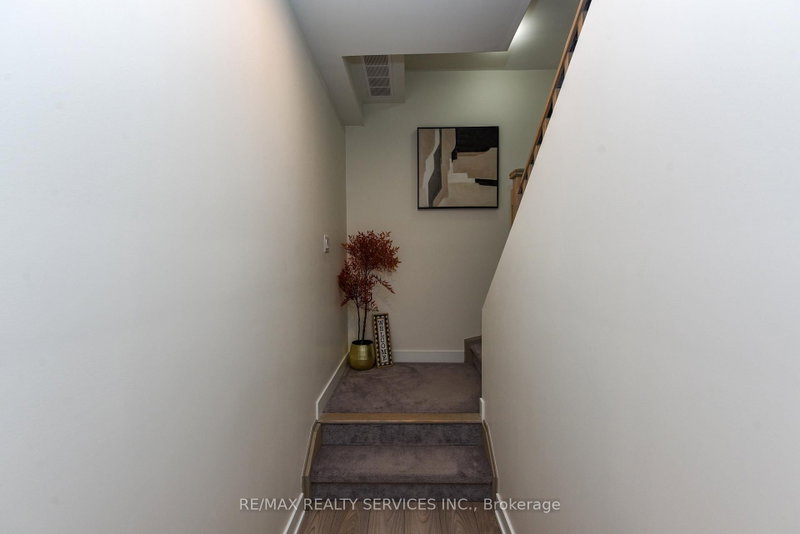 3476 Widdicombe Mississauga,ON L5L 0B8 — Photo 28