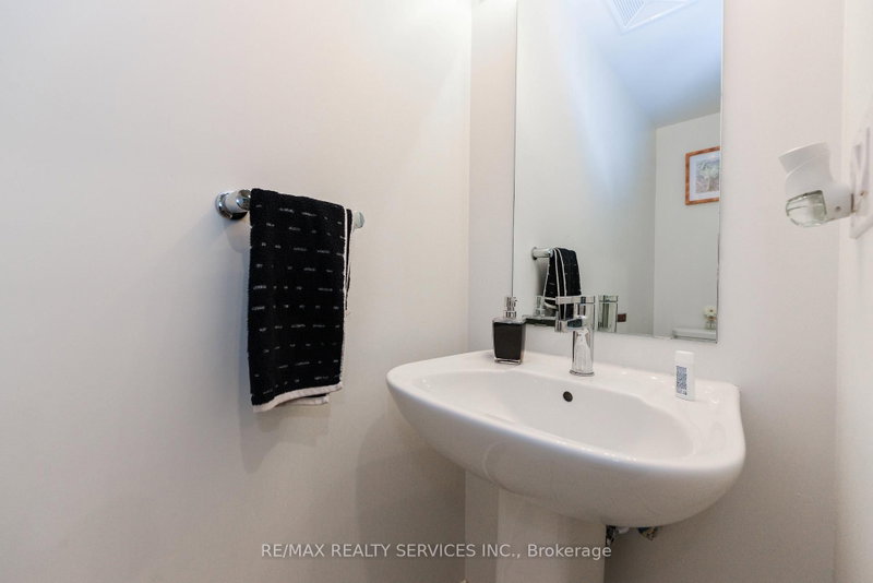 3476 Widdicombe Mississauga,ON L5L 0B8 — Photo 32