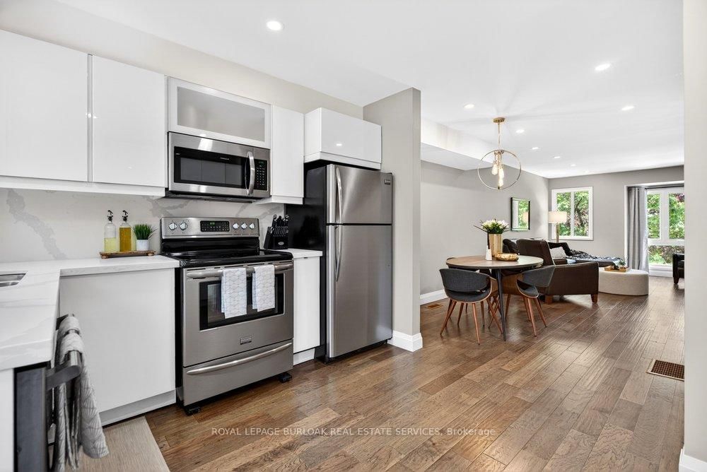895 Maple Avenue • #409 • Burlington, ON photo 16