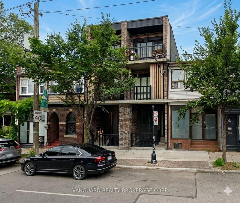 home for lease on 3rd Floor-984 Dovercourt Road
