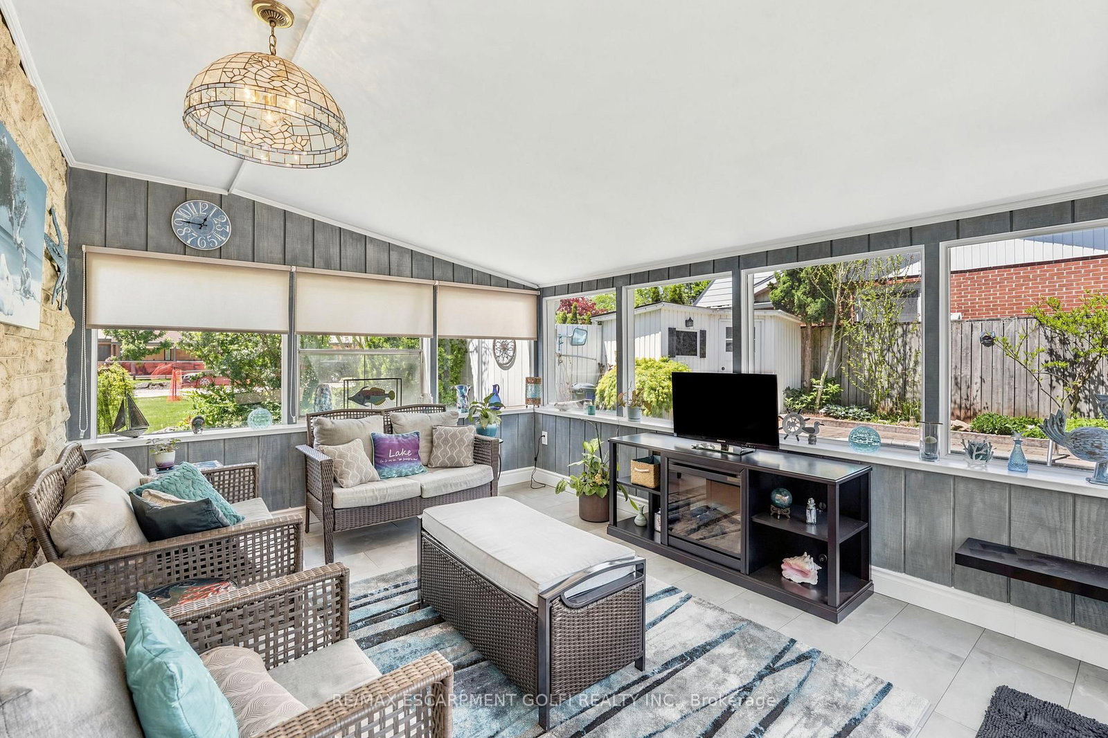 937 W Park Avenue • Burlington, ON photo 11