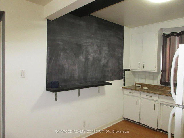 2 - 1476 EGLINTON Avenue W