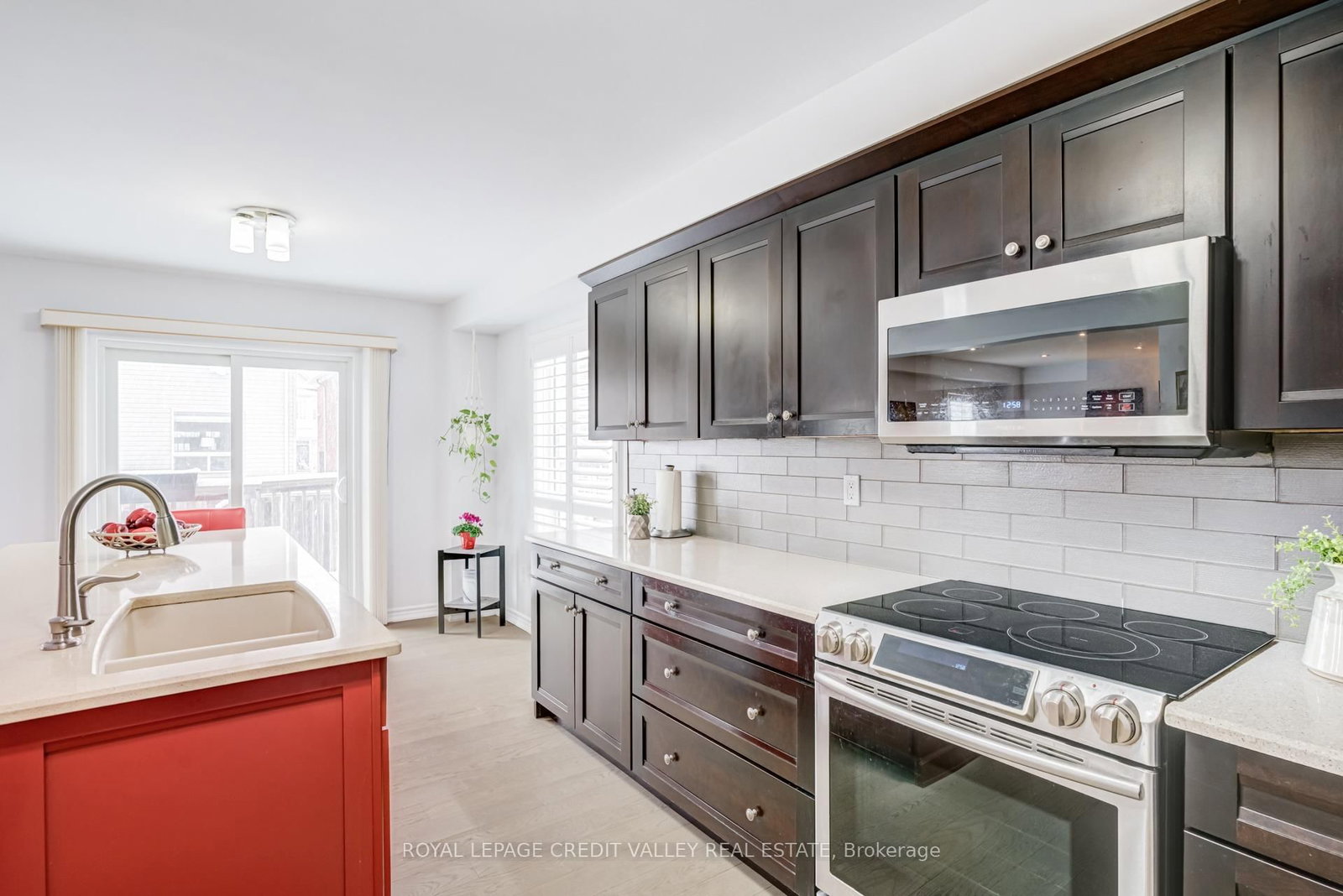 1193 Knight Trail • Milton, ON photo 9