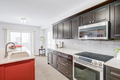 1193 Knight Trail • Milton, ON photo 9