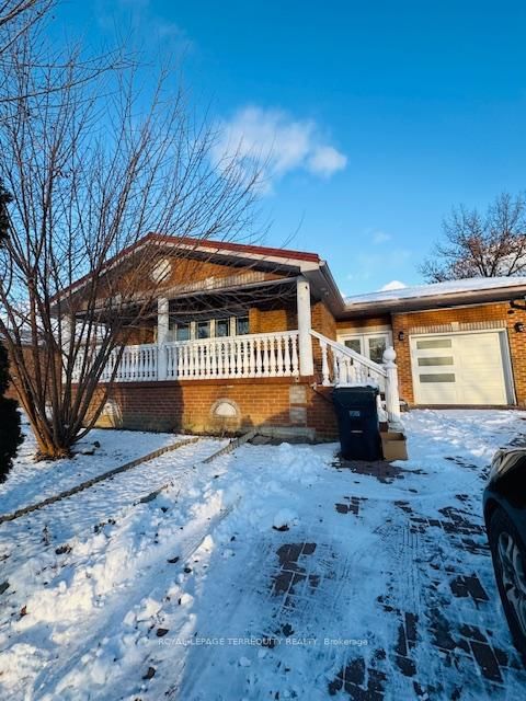 46 Orpington Crescent, Toronto, ON, photo 2