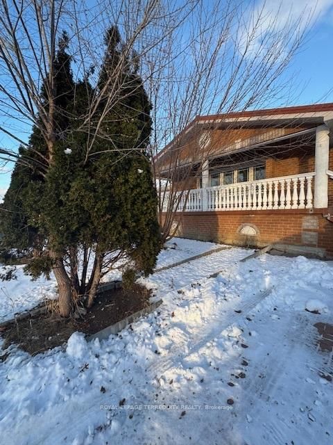 46 Orpington Crescent, Toronto, ON, photo 3