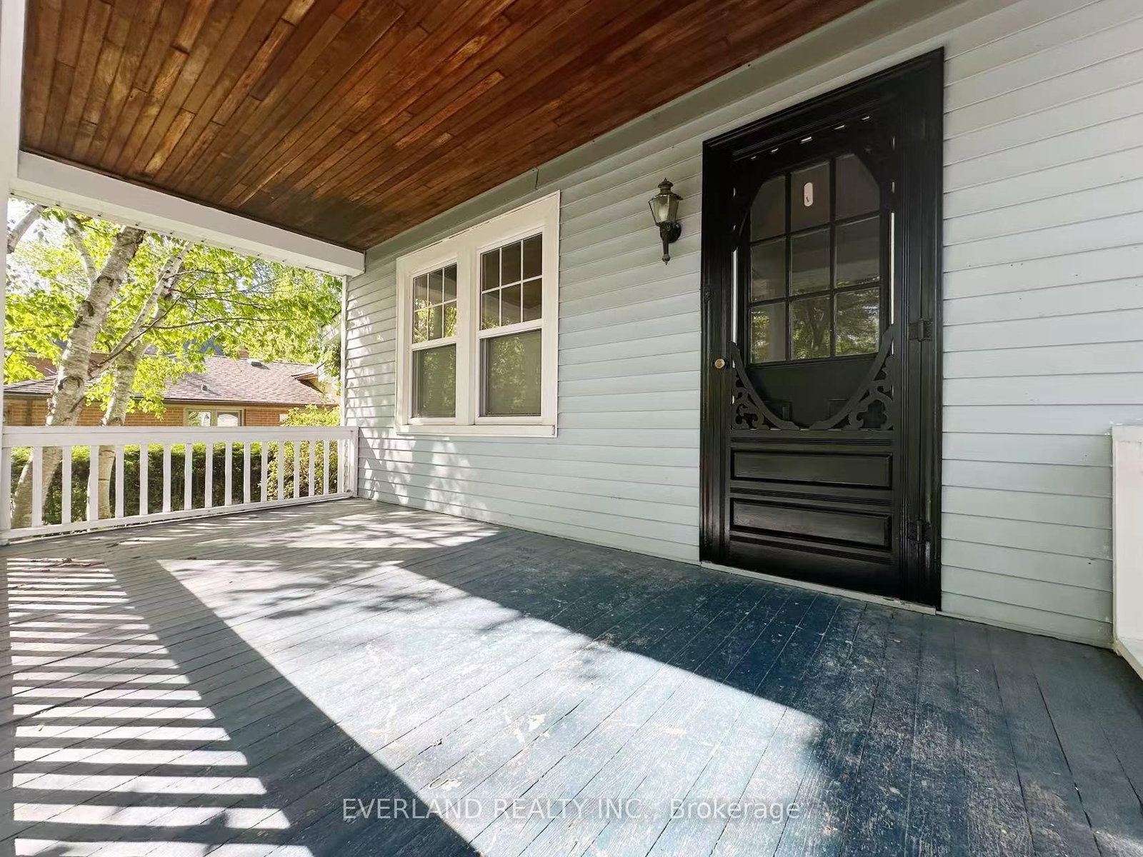 426 Reynolds Street - Photo 2