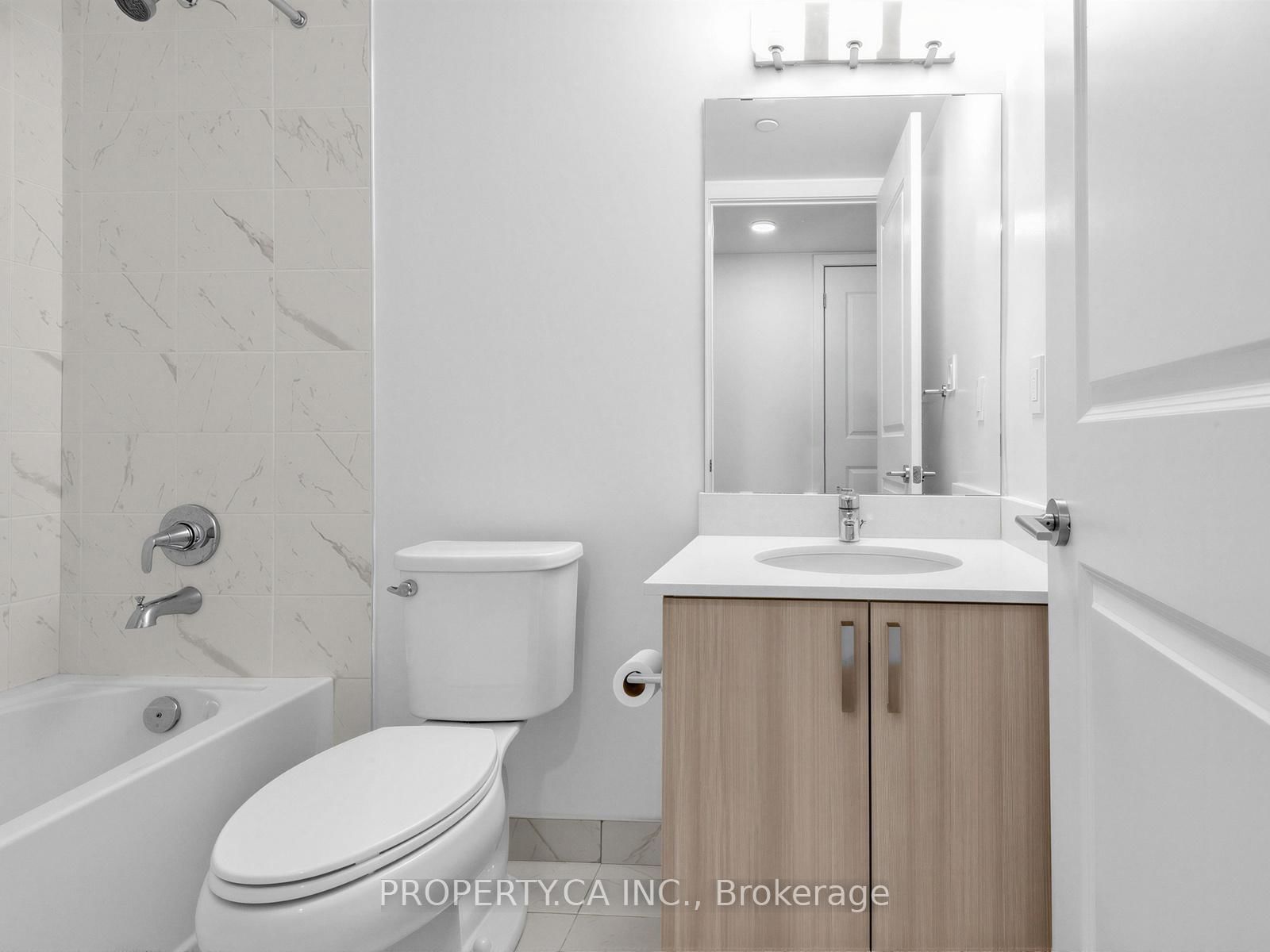 556 Marlee Avenue, Unit 225 - Photo 9