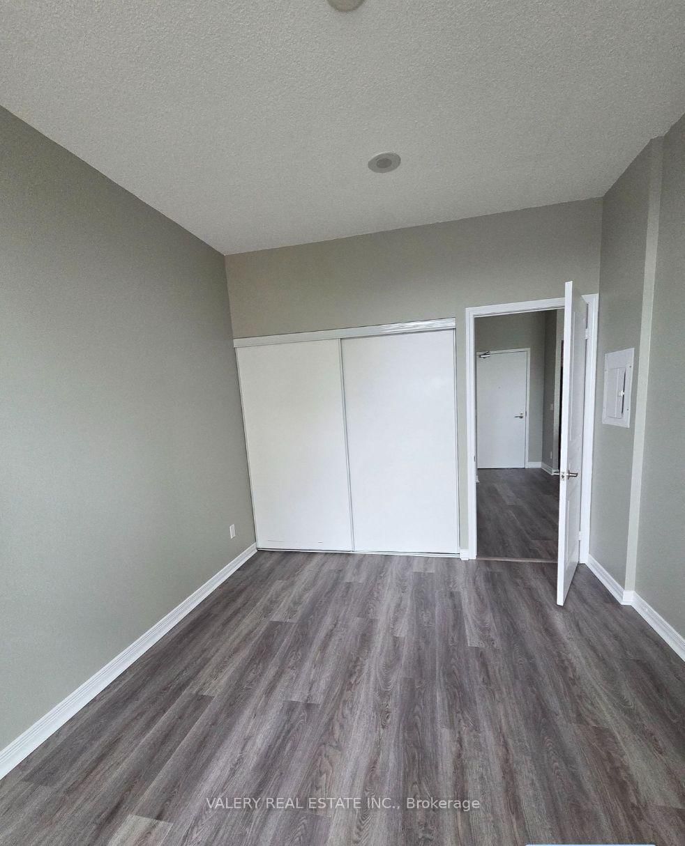 2240 Lakeshore Boulevard, Unit 213 - Photo 6
