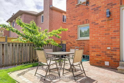 4781 Crystal Rose Mississauga,ON L5V 1G9 — Photo 26