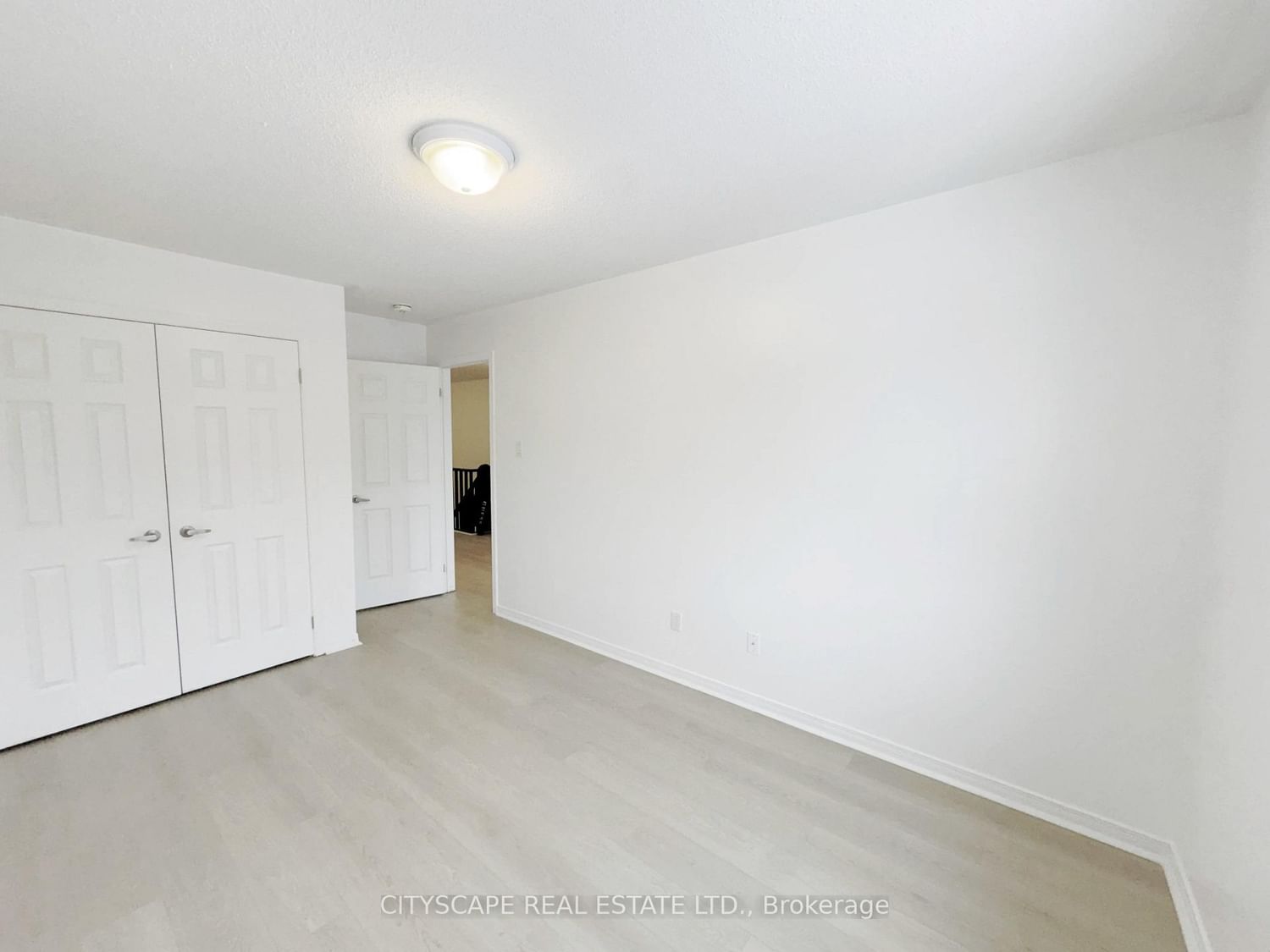 64 Honeyview Trail • Brampton, ON photo 23
