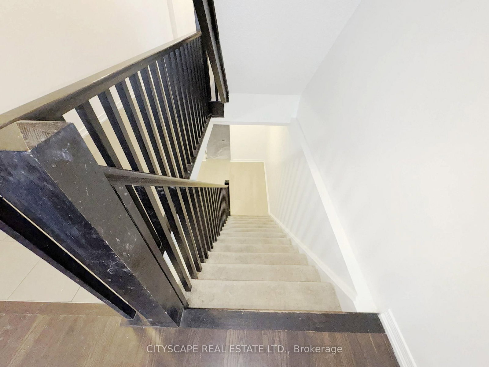64 Honeyview Trail • Brampton, ON photo 27
