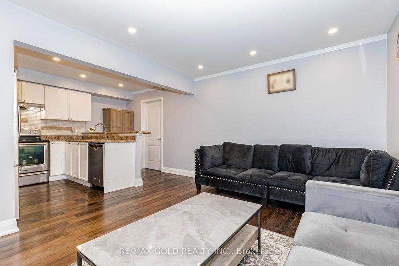 28 Rivermere Brampton,ON L7A 1R4 — Photo 13