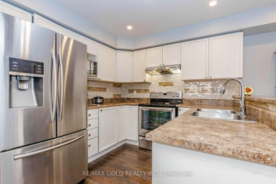 28 Rivermere Brampton,ON L7A 1R4 — Photo 16