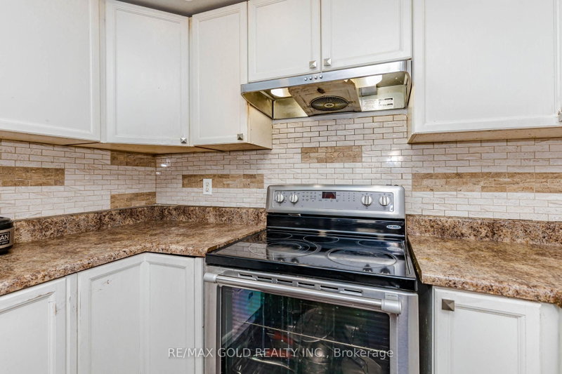 28 Rivermere Brampton,ON L7A 1R4 — Photo 18