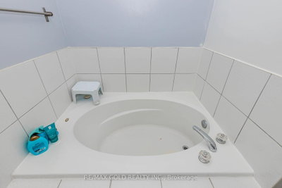 28 Rivermere Brampton,ON L7A 1R4 — Photo 30