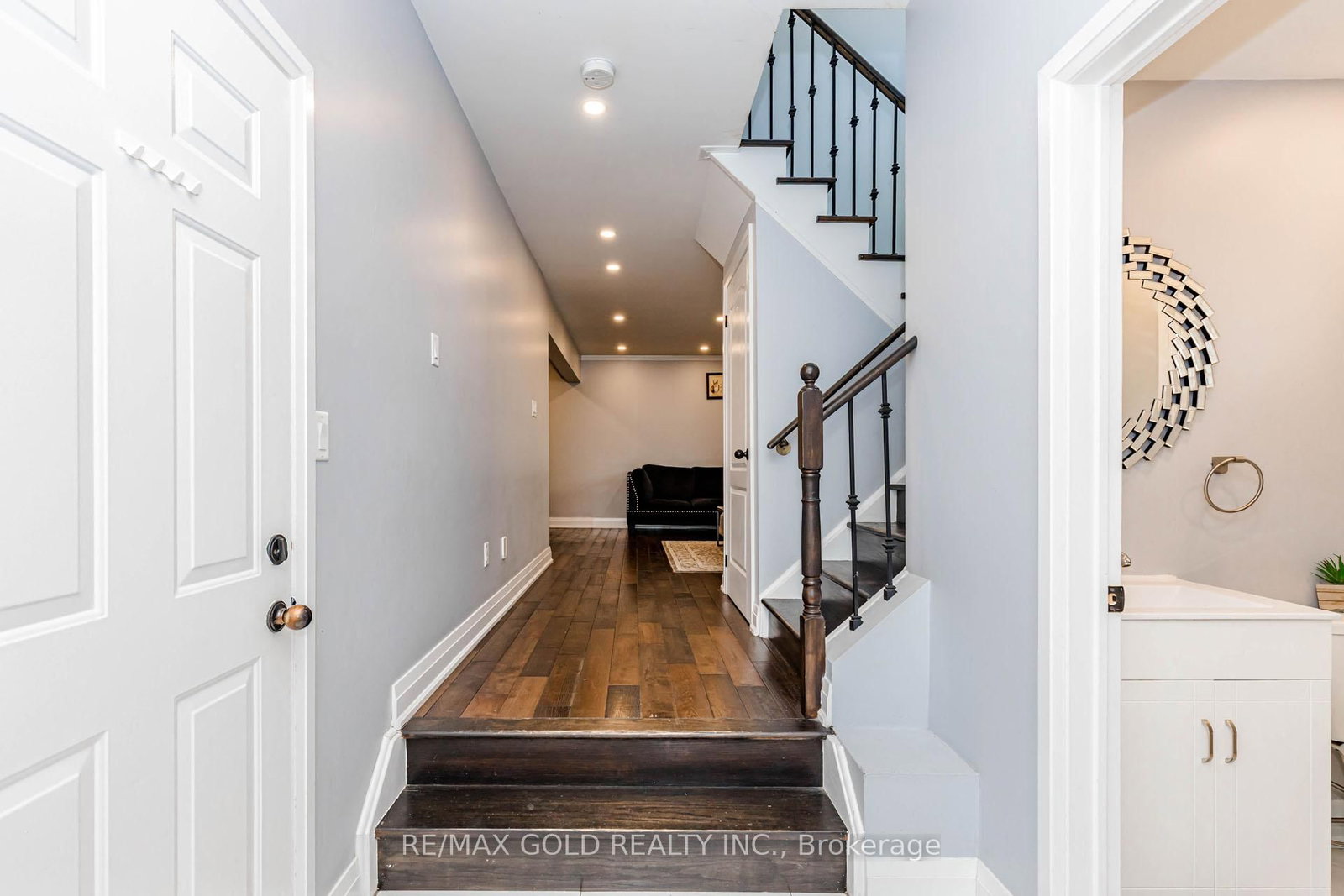 28 Rivermere Brampton,ON L7A 1R4 — Photo 7