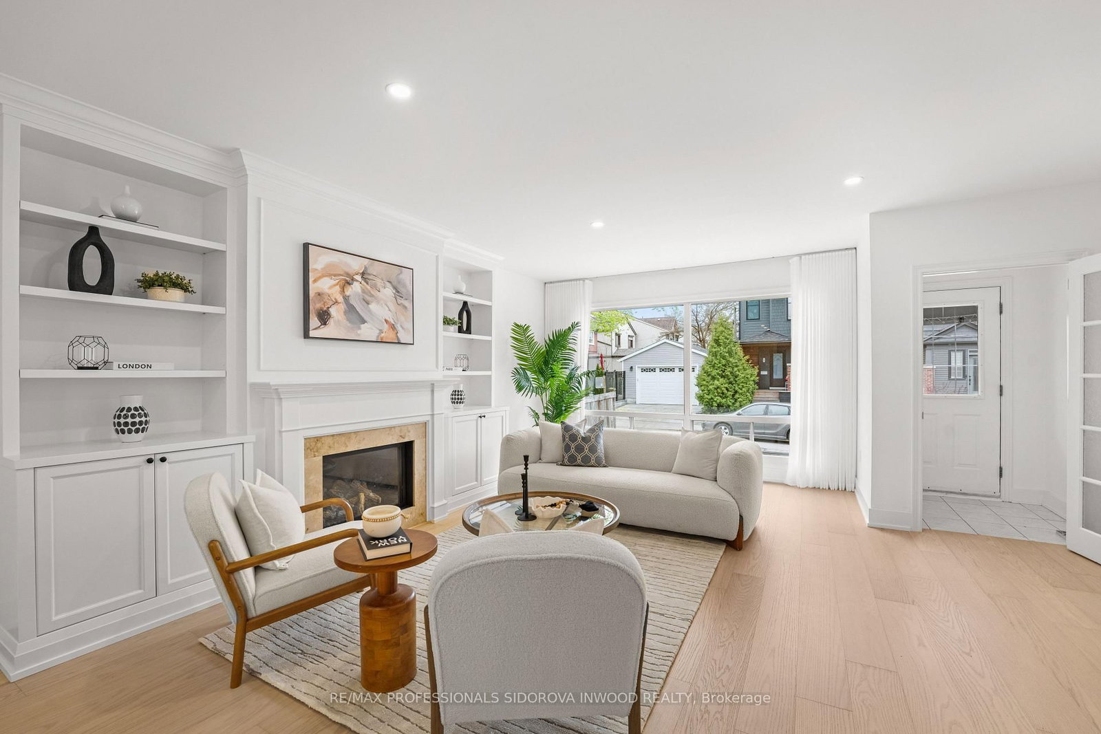 Listing Image 9