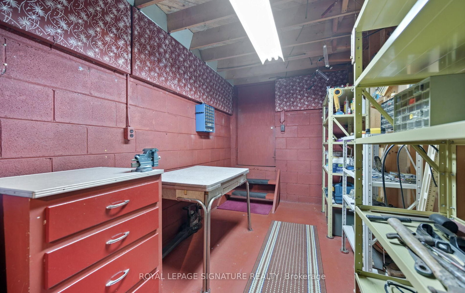 2585 Jarvis Street - Photo 28