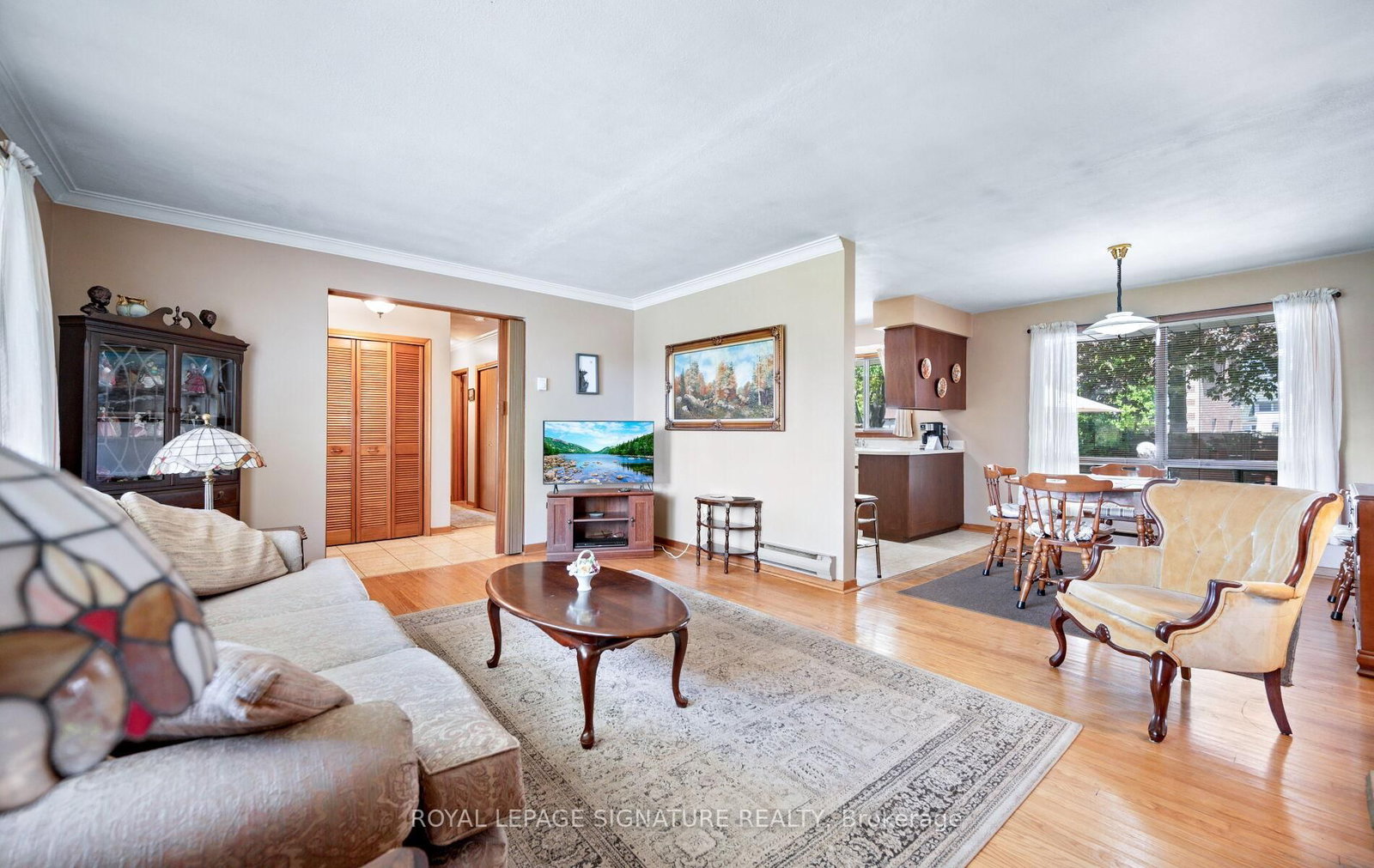 2585 Jarvis Street - Photo 8