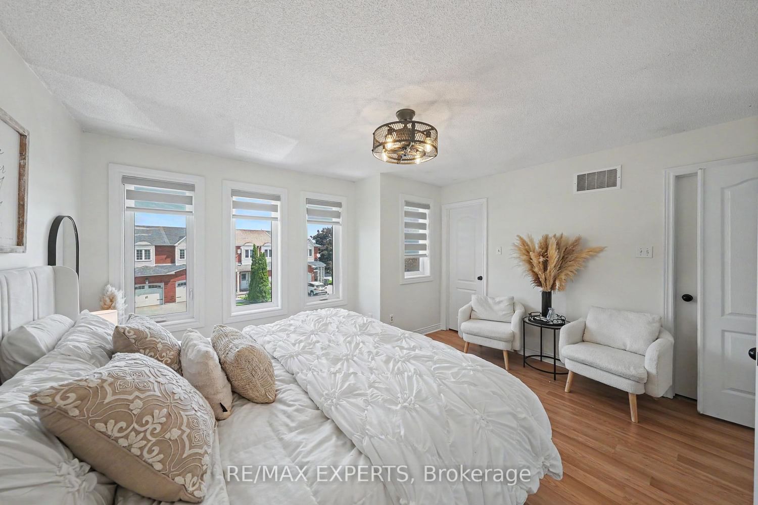 40 Waterbury Street • Caledon, ON photo 18