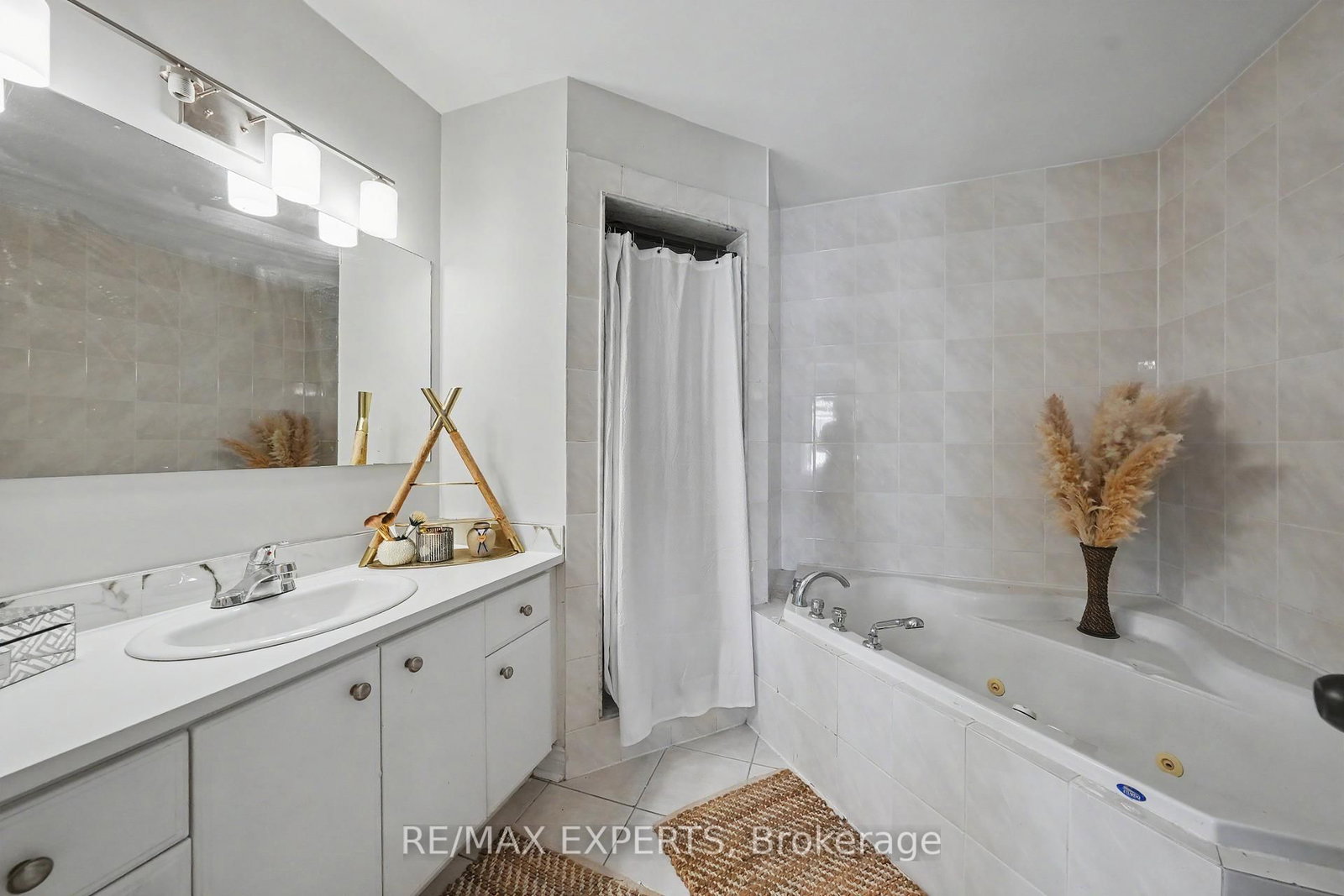 40 Waterbury Street • Caledon, ON photo 21