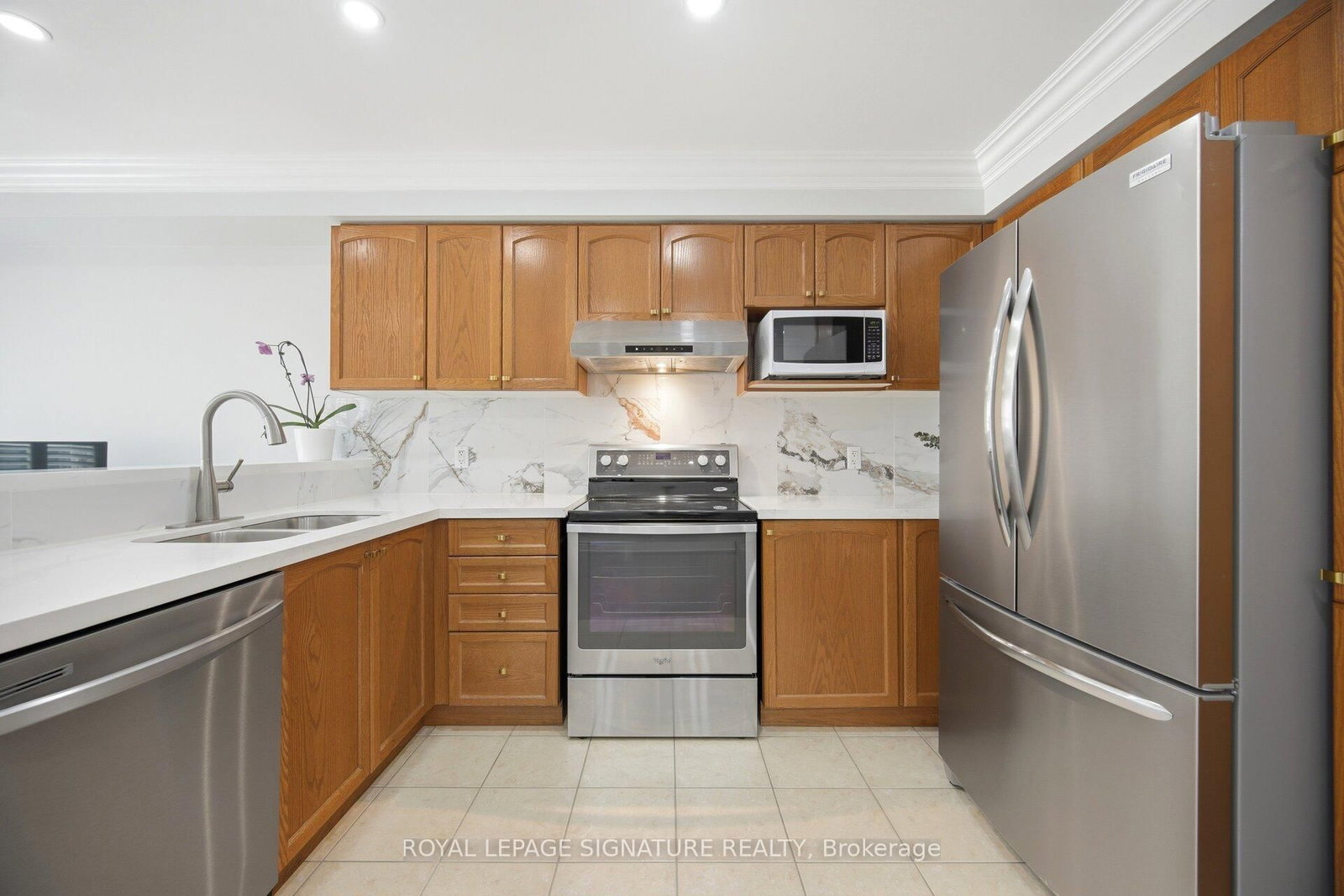 33 Bay Breeze Drive • Brampton, ON photo 10