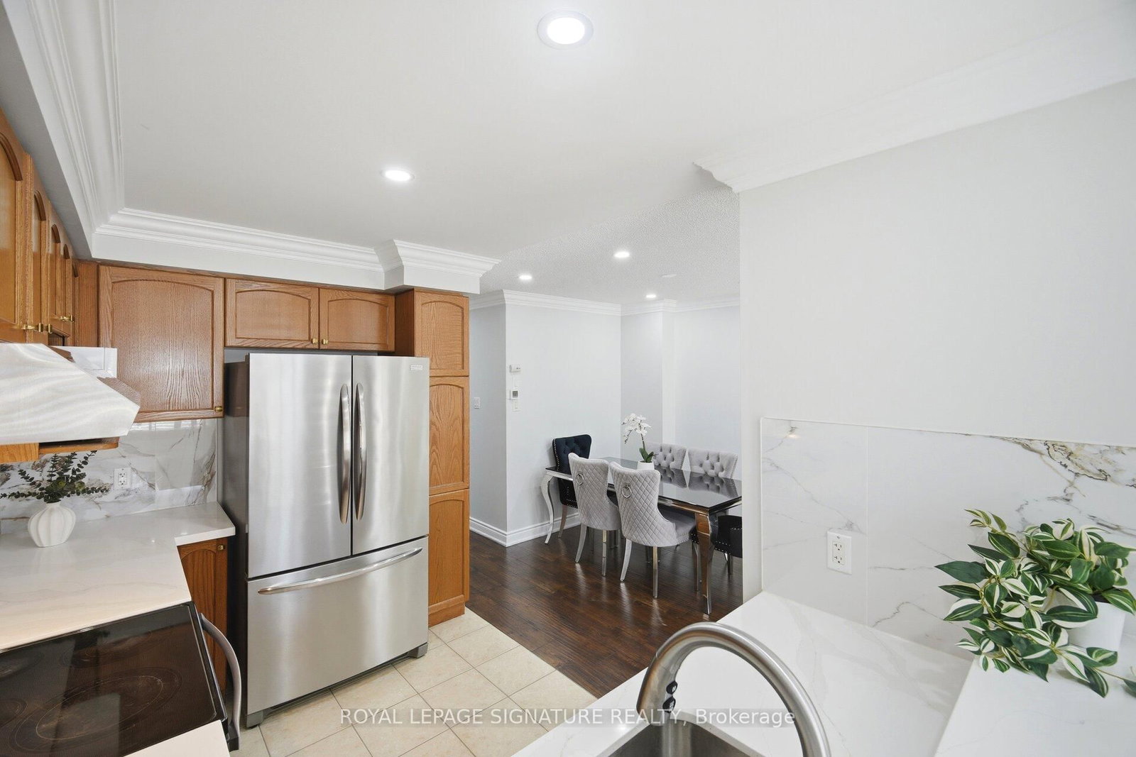 33 Bay Breeze Drive • Brampton, ON photo 12