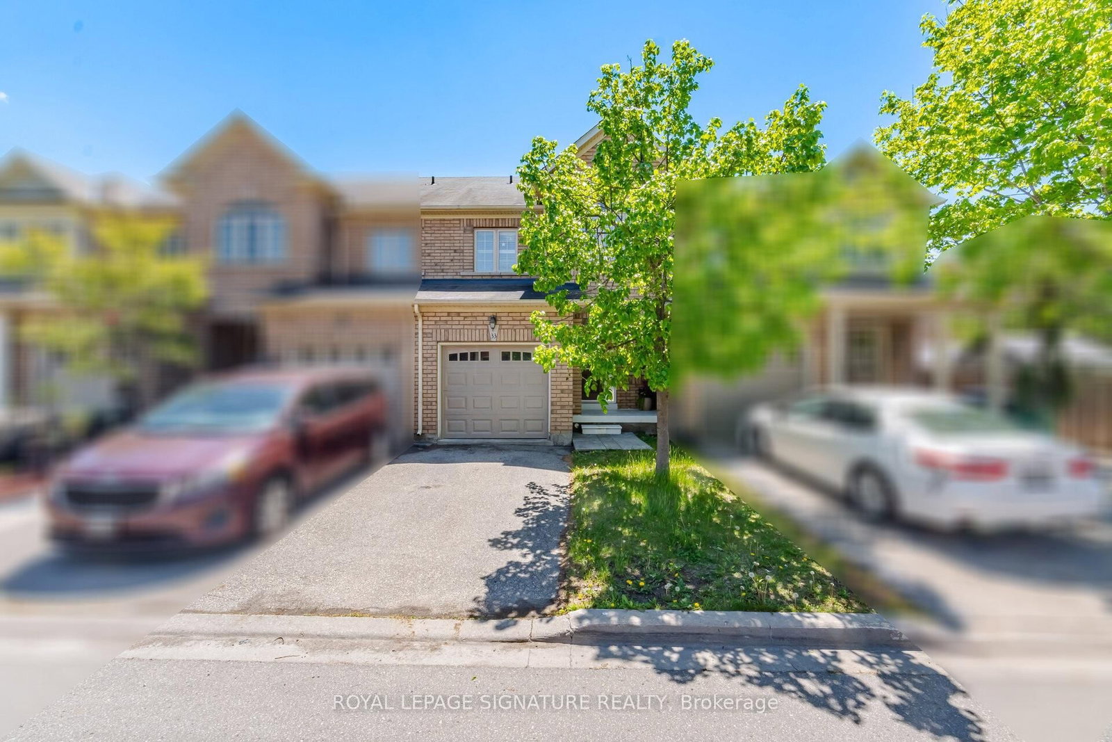 33 Bay Breeze Drive • Brampton, ON photo 3