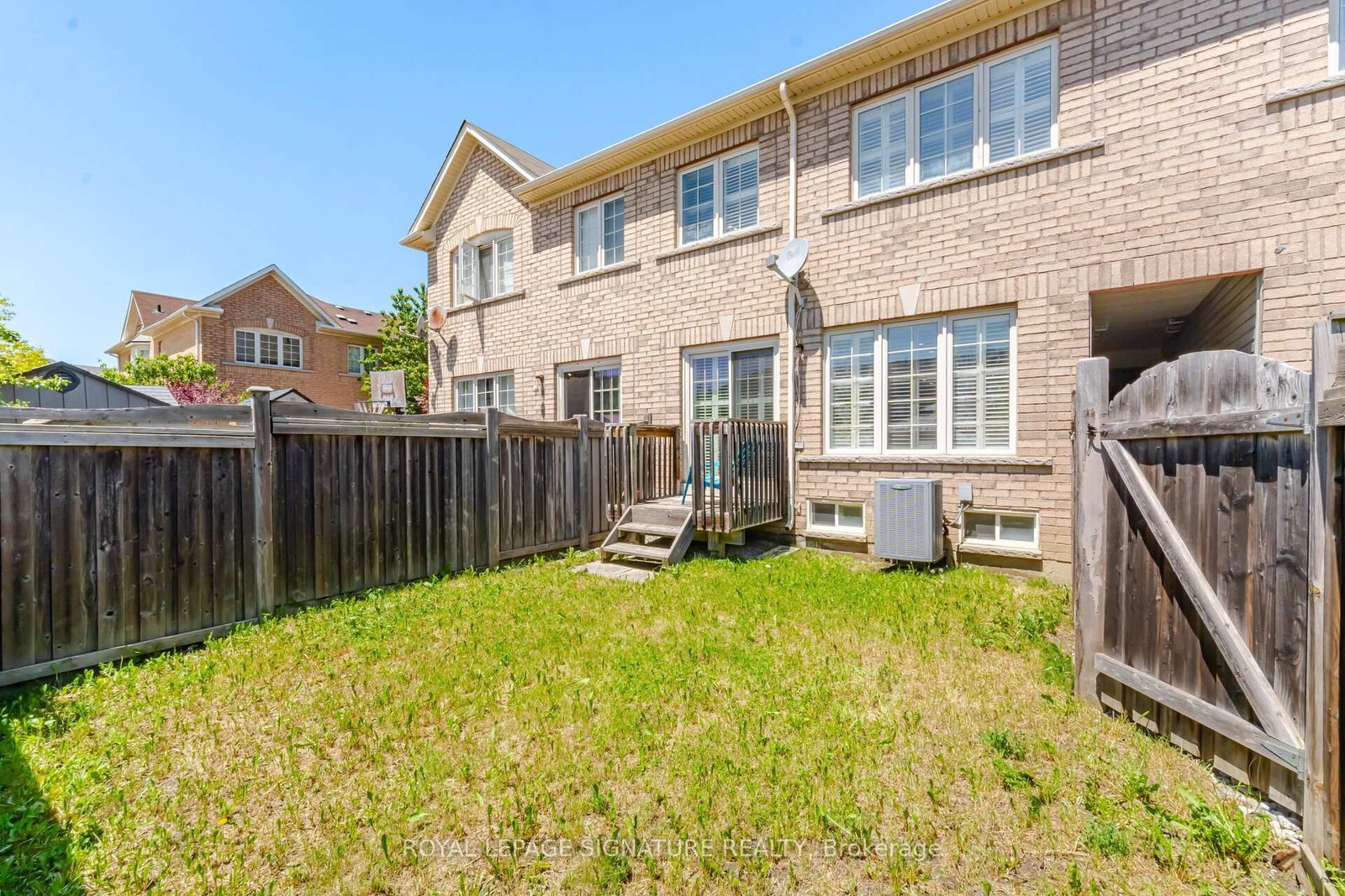 33 Bay Breeze Drive • Brampton, ON photo 36
