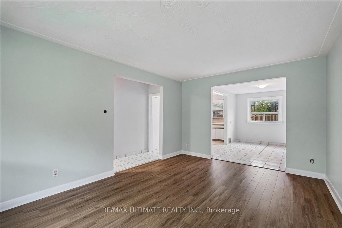 12 Thurodale Avenue • Toronto, ON photo 24