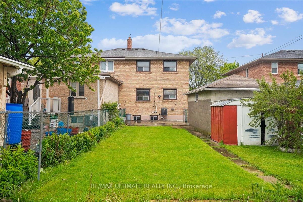 12 Thurodale Avenue • Toronto, ON photo 40