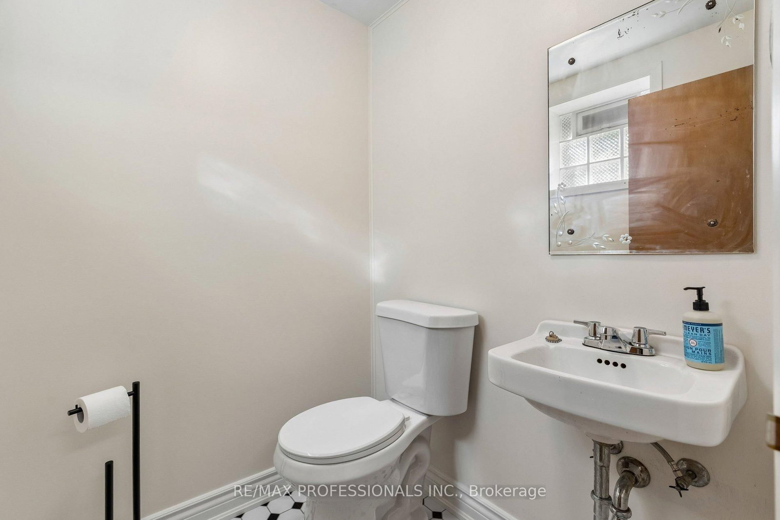 151 Perry Crescent • Toronto, ON photo 39