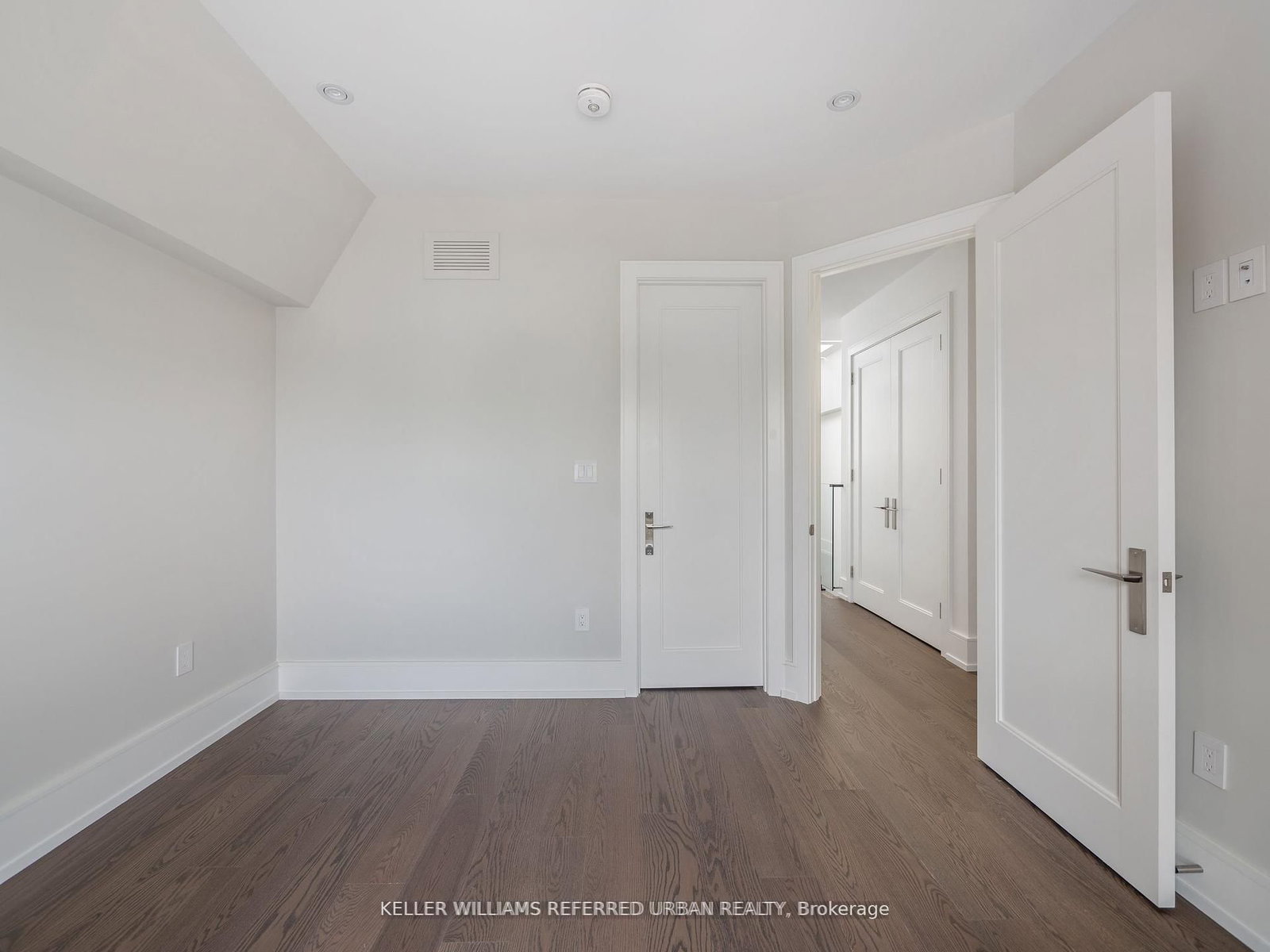 327 Melrose Street - Photo 31