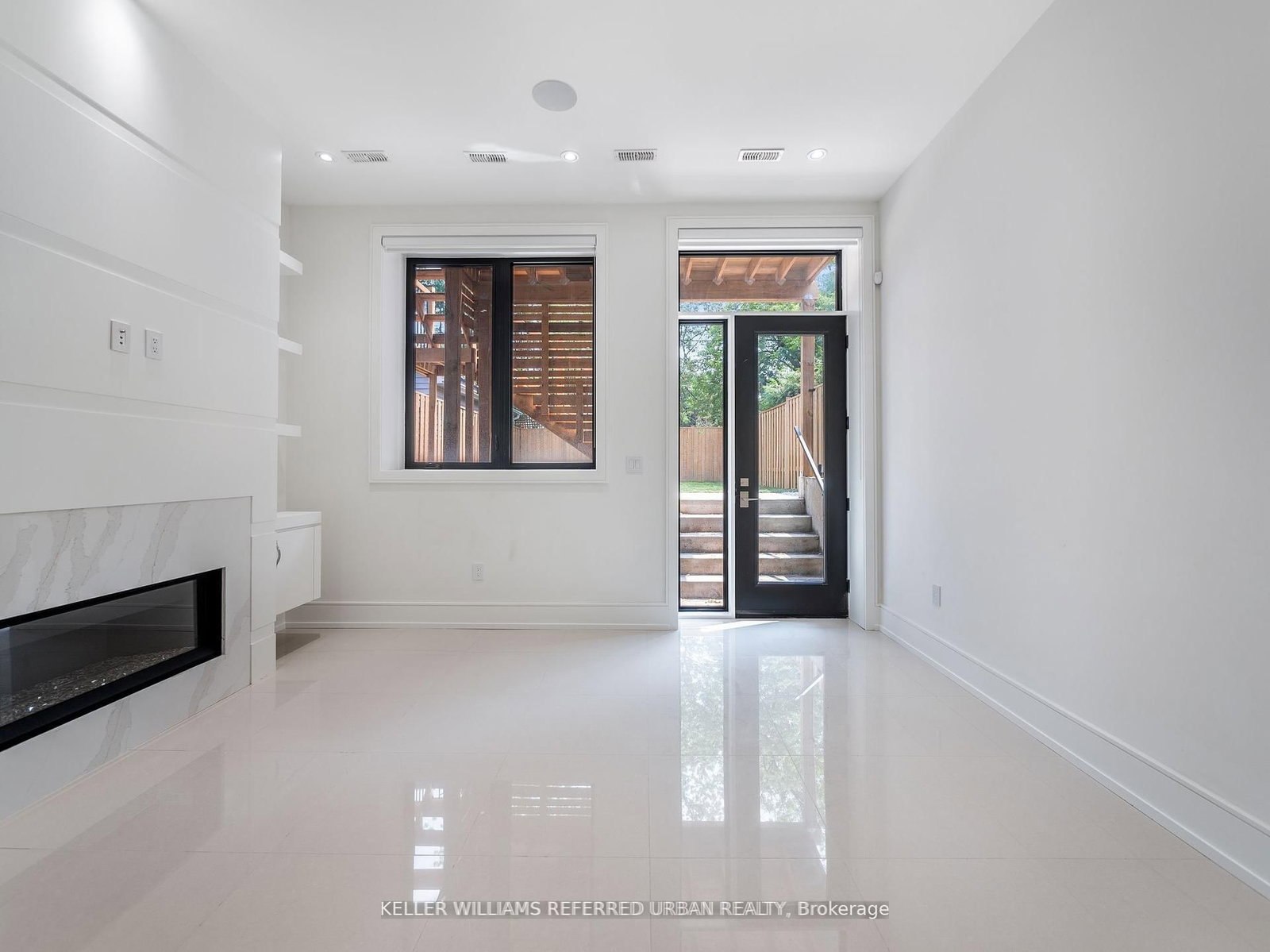 327 Melrose Street • Toronto, ON photo 37