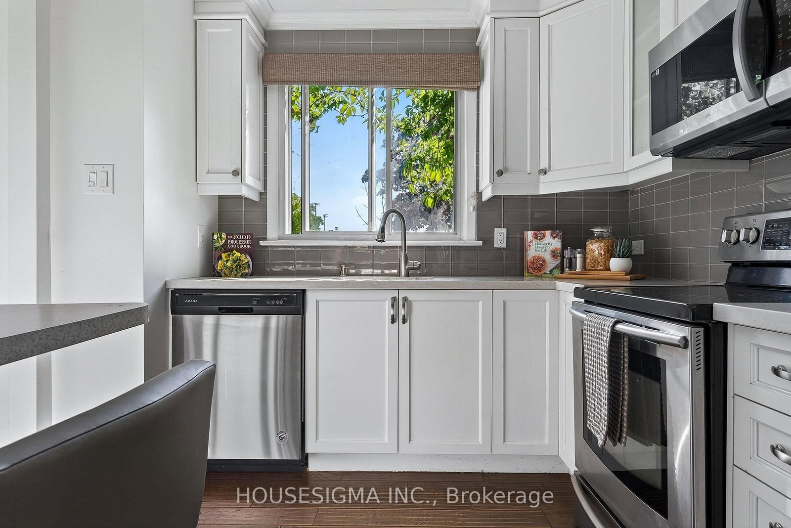 15 Centennial Park Road S • #90 • Toronto, ON photo 6