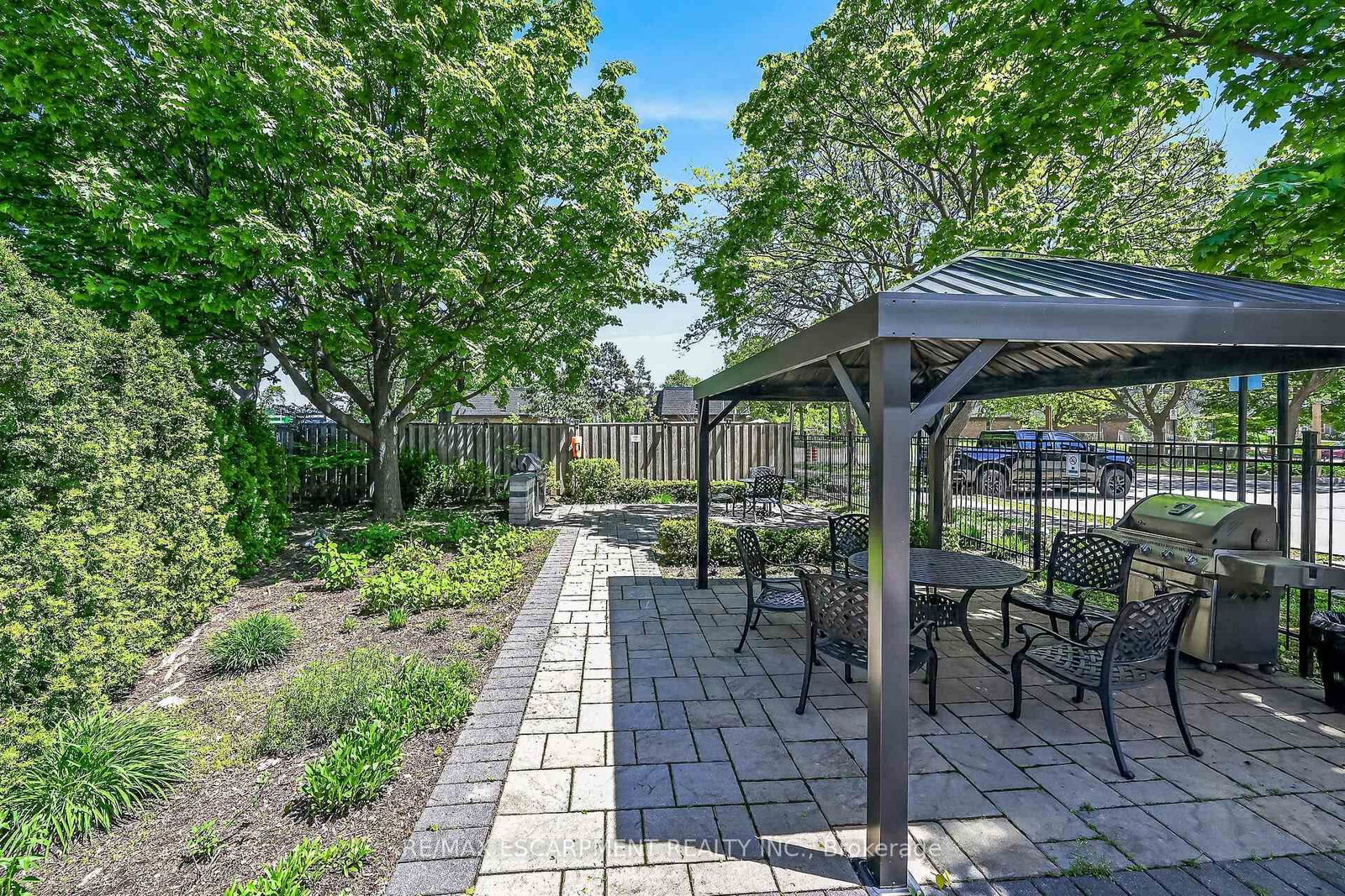 700 Dynes Road • #101 • Burlington, ON photo 43