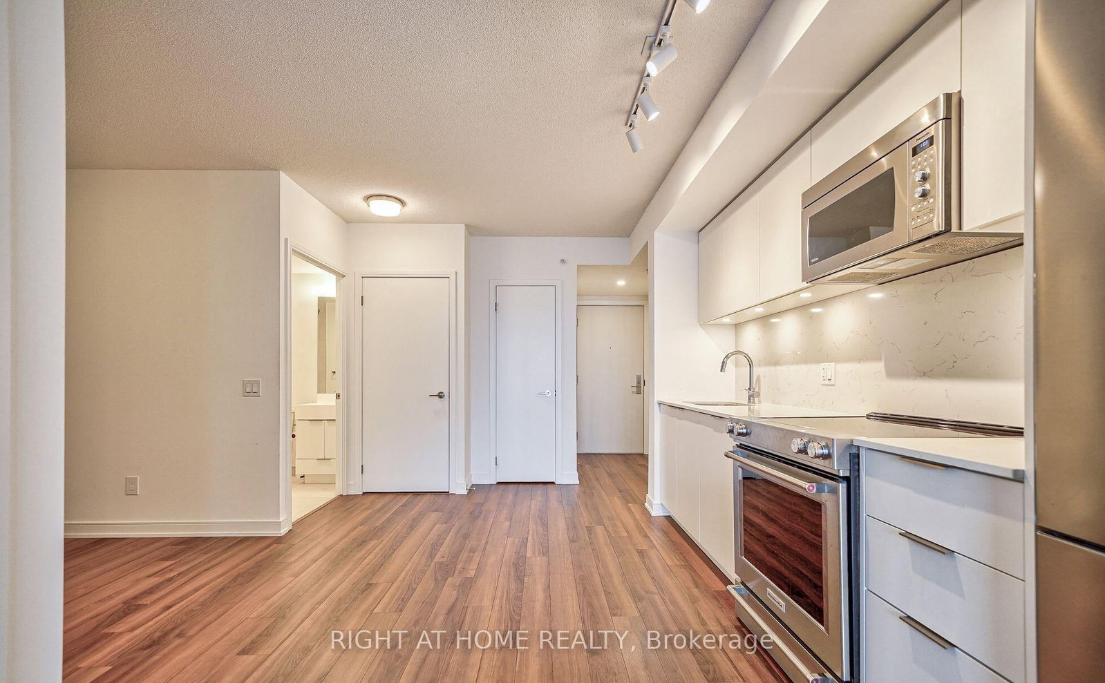 30 Samuel Wood Way, Unit 2212 - Photo 10