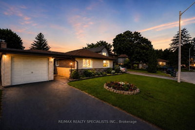 Detached House in Brampton East