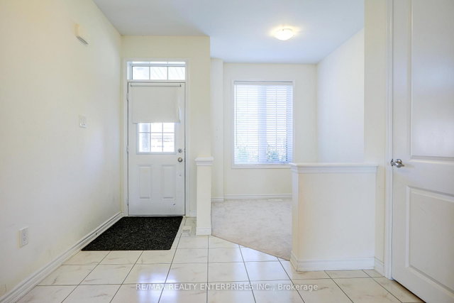 Upper - 42 Callandar Road