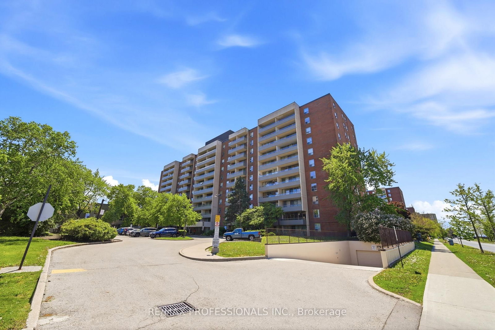 204-19 Four Winds Drive, Toronto, ON, photo 3