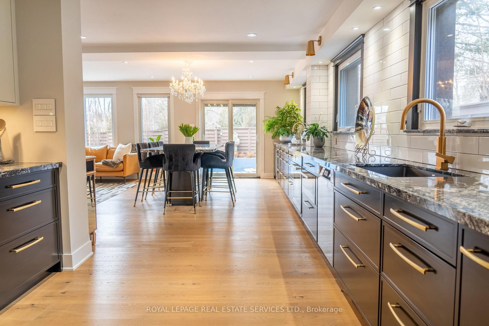 781 Fletcher Valley Crescent • Mississauga, ON photo 5