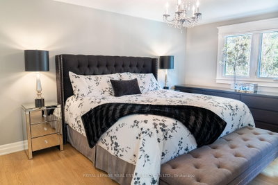 781 Fletcher Valley Crescent • Mississauga, ON photo 8