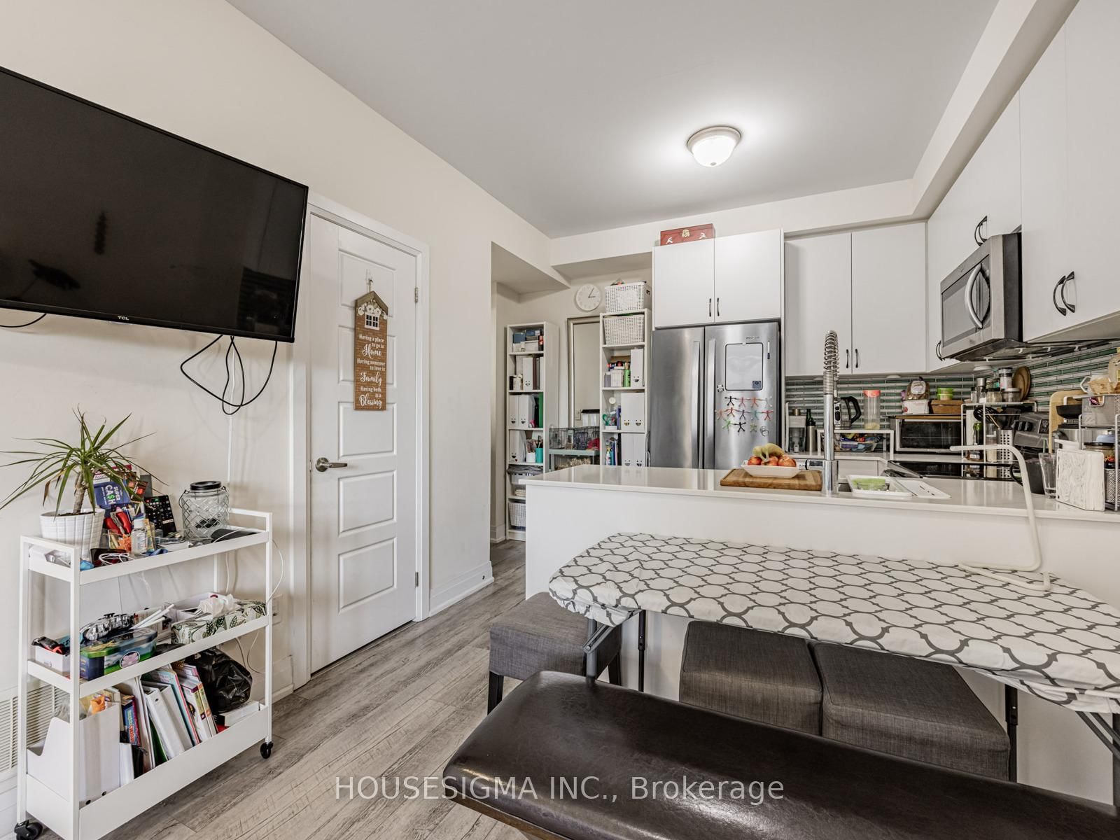 713 Lawrence Avenue W, Unit 5 - Photo 16