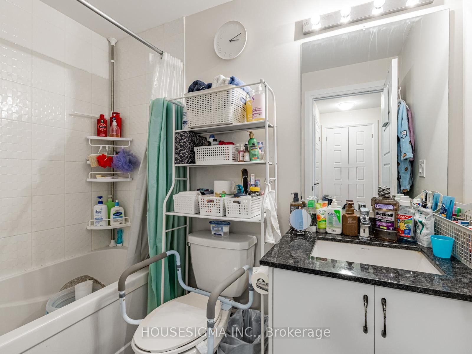 713 Lawrence Avenue W, Unit 5 - Photo 23