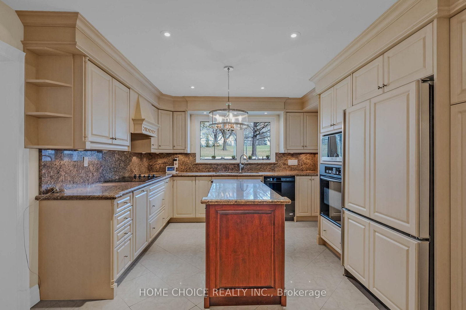 43 Golfwood Heights E • Toronto, ON photo 11