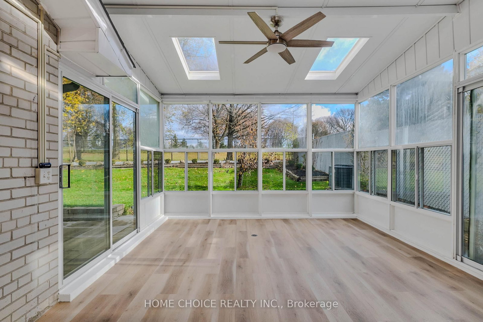 43 Golfwood Heights E • Toronto, ON photo 16