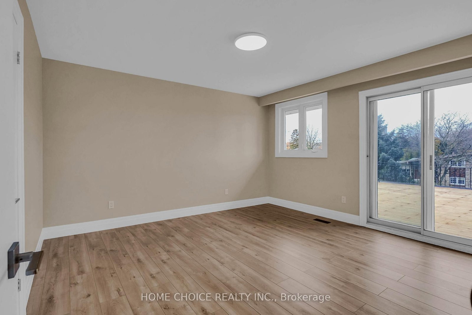 43 Golfwood Heights E • Toronto, ON photo 31
